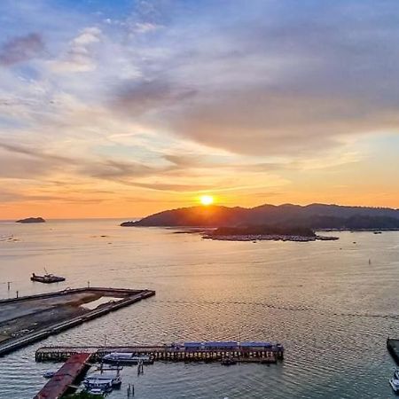 Jesselton Point Homestay Kota Kinabalu Exteriör bild