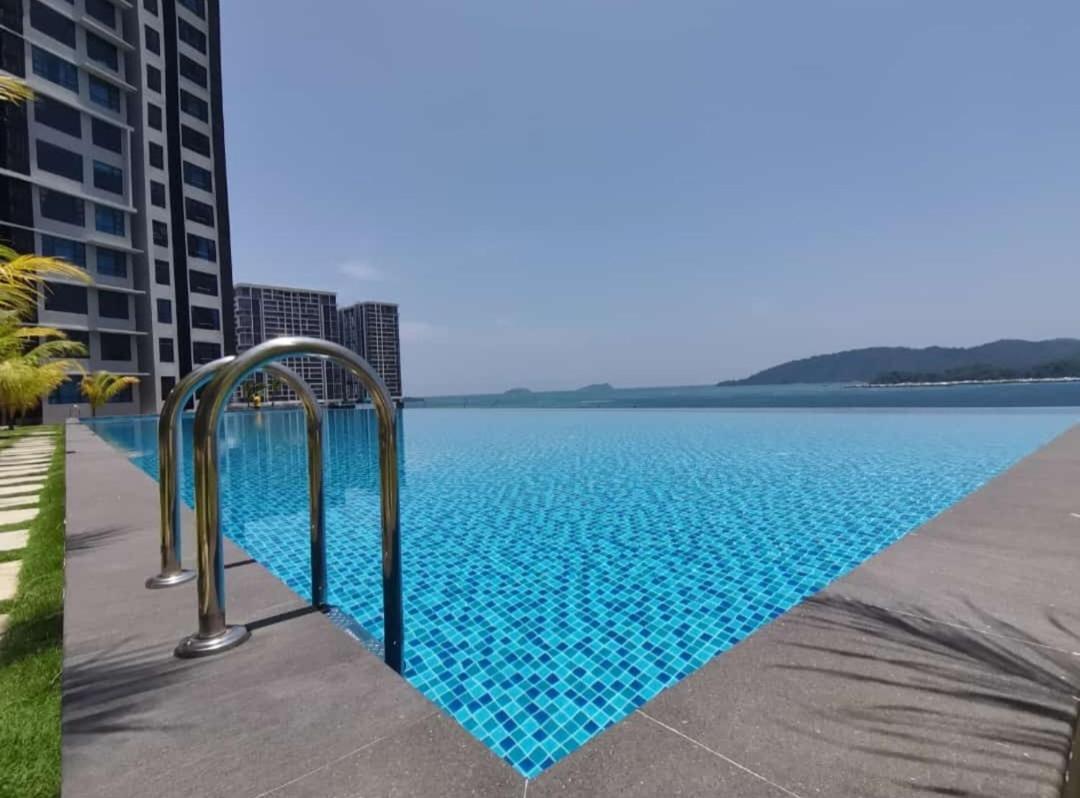 Jesselton Point Homestay Kota Kinabalu Exteriör bild